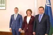 Глава Октябрьского района Сергей Заплатин принял участие в заседании Думы Березовского района