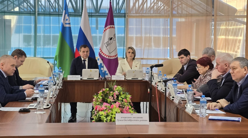 Парламентарии Октябрьского района утвердили бюджет на ближайшую трехлетку