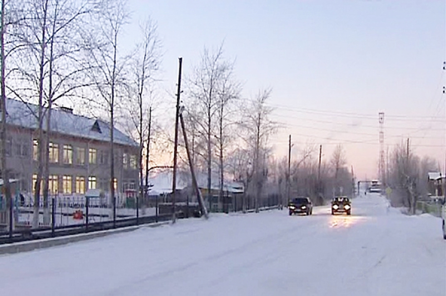 Погода октябрьское точная хмао. Поселок Октябрьский Ханты-Мансийский автономный округ. Пгт Октябрьское ХМАО. Посёлок Октябрьский ХМАО. Пгт Октябрьское Октябрьский район ХМАО.