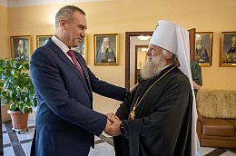 Орденом Дружбы по указу президента награждены губернатор ХМАО и митрополит Ханты-Мансийский и Сургутский