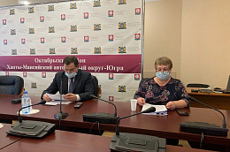 Глава Октябрьского района Сергей Заплатин совместно с главами городских и сельских поселений, жителями в прямом эфире обсудили качество, своевременность, безопасность предоставления жилищно-коммунальных услуг в муниципалитете