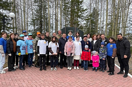 В Октябрьском районе продолжаются акции по подготовке памятных мест ко Дню Победы