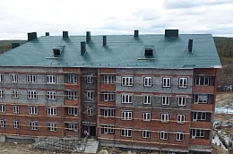 В Унъюгане возобновилось строительство дома для переселения из аварийного фонда