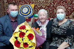 20 января свой 90-летний юбилей отметила почетная жительница поселка Унъюган, труженица тыла, ветеран труда Зоя Дмитриевна Косоулина