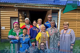 Туристы теплохода «Северная сказка» открыли тайны хантыйского села Шеркалы