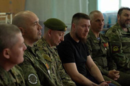 Ветераны СВО в рамках проекта «Герои Югры» встретились с главой Нягани и побывали на обзорной экскурсии по городу