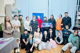 Патриотический час для трех поколений прошел в библиотеке в рамках проекта «Семейные узелки»