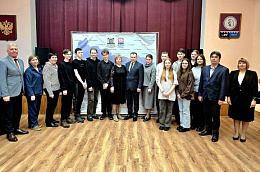 В Октябрьском районе определили лучшего муниципального служащего