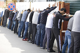 За год из Югры выдворили более 1500 иностранцев