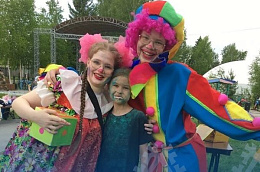 Создаем фотоальбом счастливого детства в Октябрьском районе