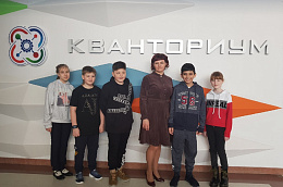 В рамках сетевого взаимодействия, обучающиеся центра "Точка роста" Андринской школы посетили детский технопарк Кванториум г. Нефтеюганска