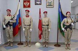 Юнармейцы Перегребного приняли Знамя Победы