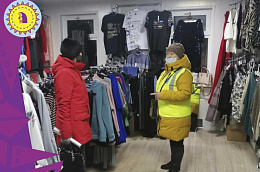 В Октябрьском районе продолжаются рейды по проверке соблюдения масочного режима и рекомендаций, предписанных Роспотребнадзором