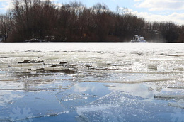 Вниманию жителей Октябрьского района: выход на весенний лед запрещен и опасен для жизни!