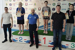 Межмуниципальные соревнования по плаванию "Подари победу маме" прошли в Приобье