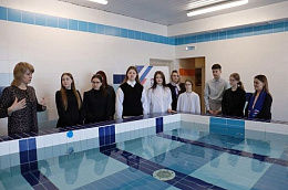 Ученики Октябрьской школы знакомятся с педагогическими профессиями