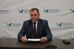 В Октябрьском районе в прямом эфире обсудили вопросы благоустройства городских и сельских поселений