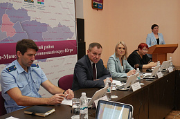 Парламентарии Октябрьского района утвердили бюджет на 2025 год и плановый период 2026 и 2027 годов в ходе очередного заседания районной Думы