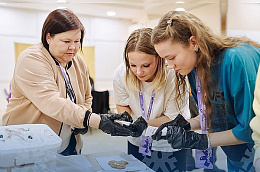 Октябрьский район представил свои практики на региональном форуме «Добрые люди»