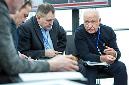 Глава Октябрьского района Сергей Заплатин принял участие в семинаре «Школа глав.Политика»