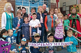 Жители Октябрьского района присоединились к акции "Ночь музеев"