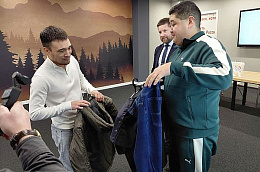 Два ветерана боевых действий из Ханты-Мансийска получили адаптивную одежду