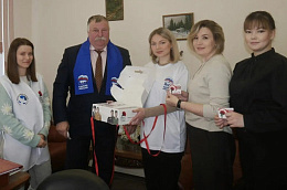 Каждый житель нашего района может внести свой вклад в заботу о ветеранах, став участником акции «Красная гвоздика»