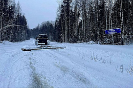 В Октябрьском районе продолжается подготовка автозимников и ледовых переправ
