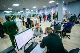 Кандидаты из Уфы и Ставропольского края подписывают контракты на военную службу в Югре