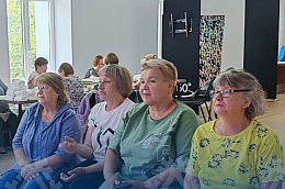 Автоледи Унъюгана в игровом формате проверили свои знания ПДД