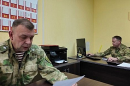 Ветеран спецоперации Евгений Соловьев обеспечивает безопасность школ Югры