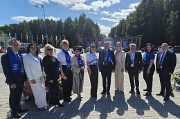 Делегация Октябрьского района приняла участие в Форуме муниципальных депутатов