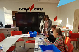 Центр "Точка роста" на базе Андринской школы принимает активное участие в реализации дополнительных общеразвивающих программ Детского технопарка "Кванториум"